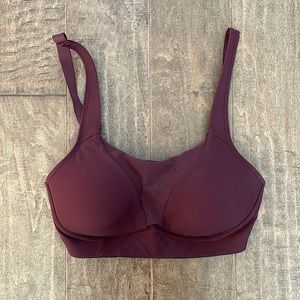 Run Times Lululemon Sports Bra 32D (color: wine) High Support